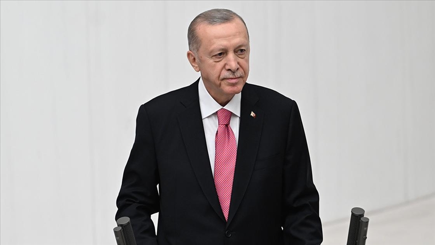 Erdoğan TBMM'de yemin etti