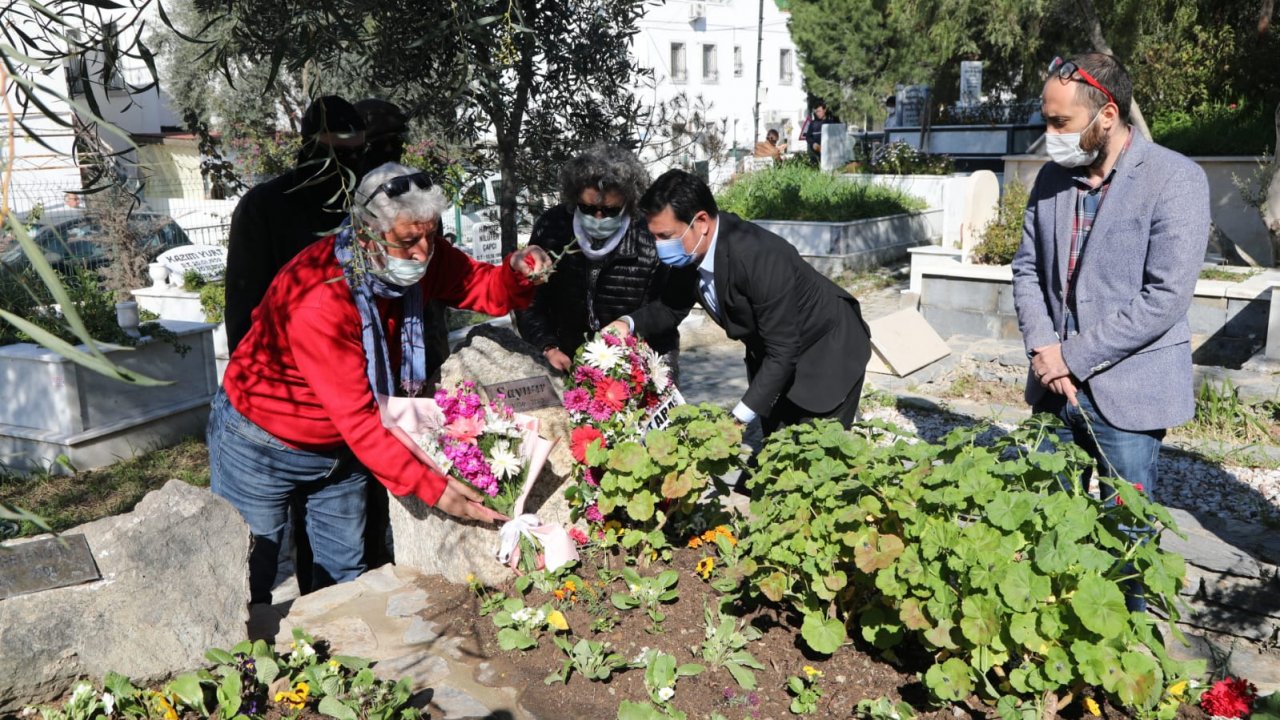 "Çevreci Anne" olarak tanınan Saynur Gelendost, mezarı başında anıldı