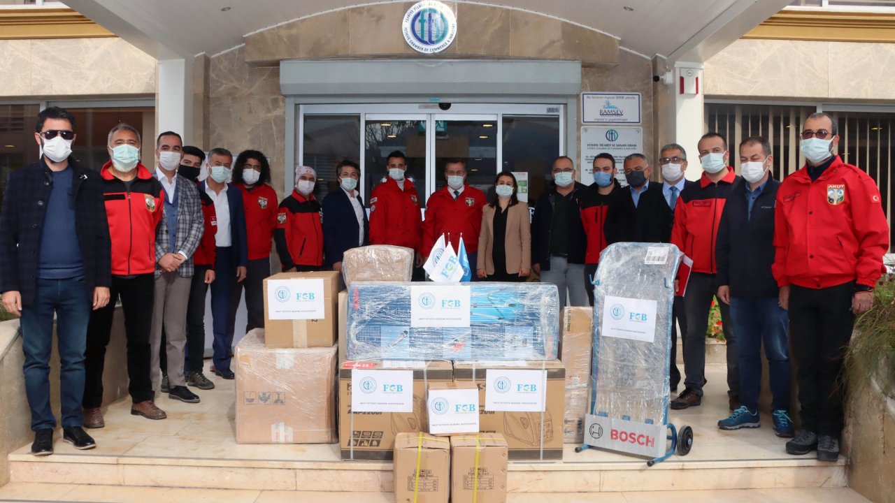AKUT Fethiye'ye 100 bin liralık ekipman bağışı