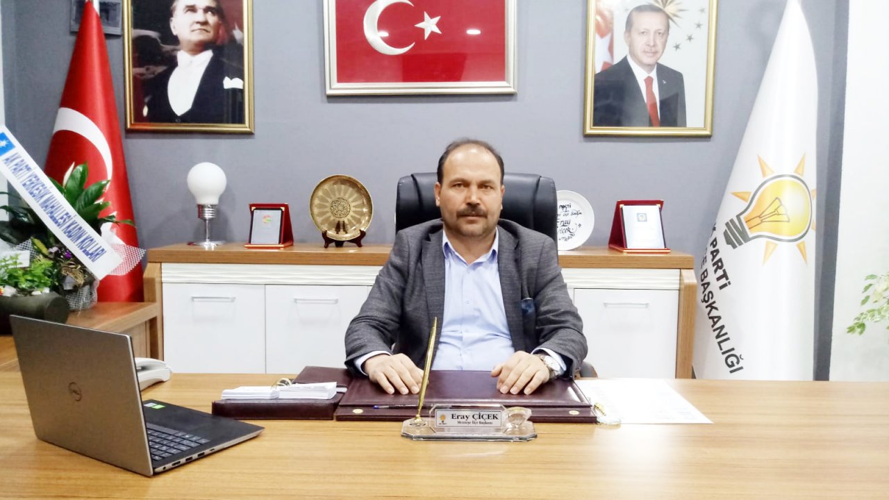 İlçe Başkanı Çiçek: “CHP belediyeciliğinin kültür sanat ufku zayıftır”