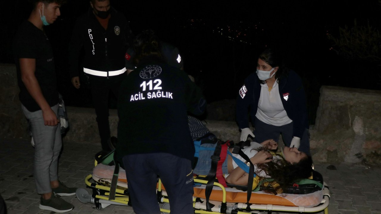 Seyir tepesinden düşen kadın yaralandı