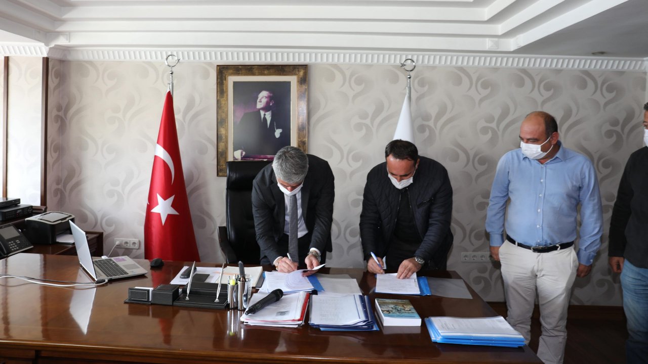 Marmaris Belediyesi ile Belediye-İş Sendikası arasında toplu iş sözleşmesi imzalandı