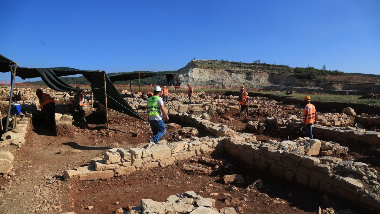 Maden sahasından çıkarılan tarihi eserler arkeoloji parkına taşınıyor