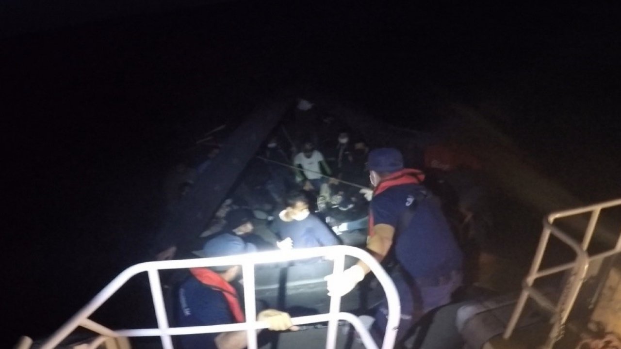 Datça açıklarında 19 düzensiz göçmen kurtarıldı