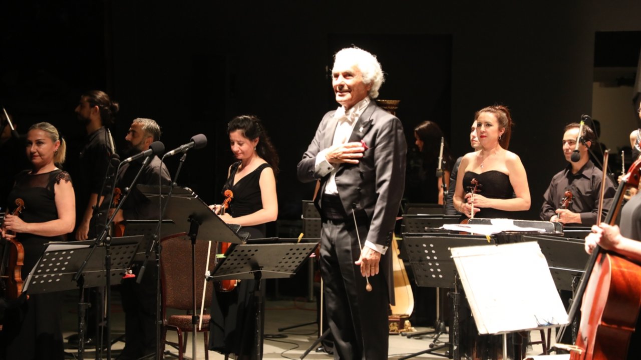 İzmir Devlet Senfoni Orkestrası sahne aldı