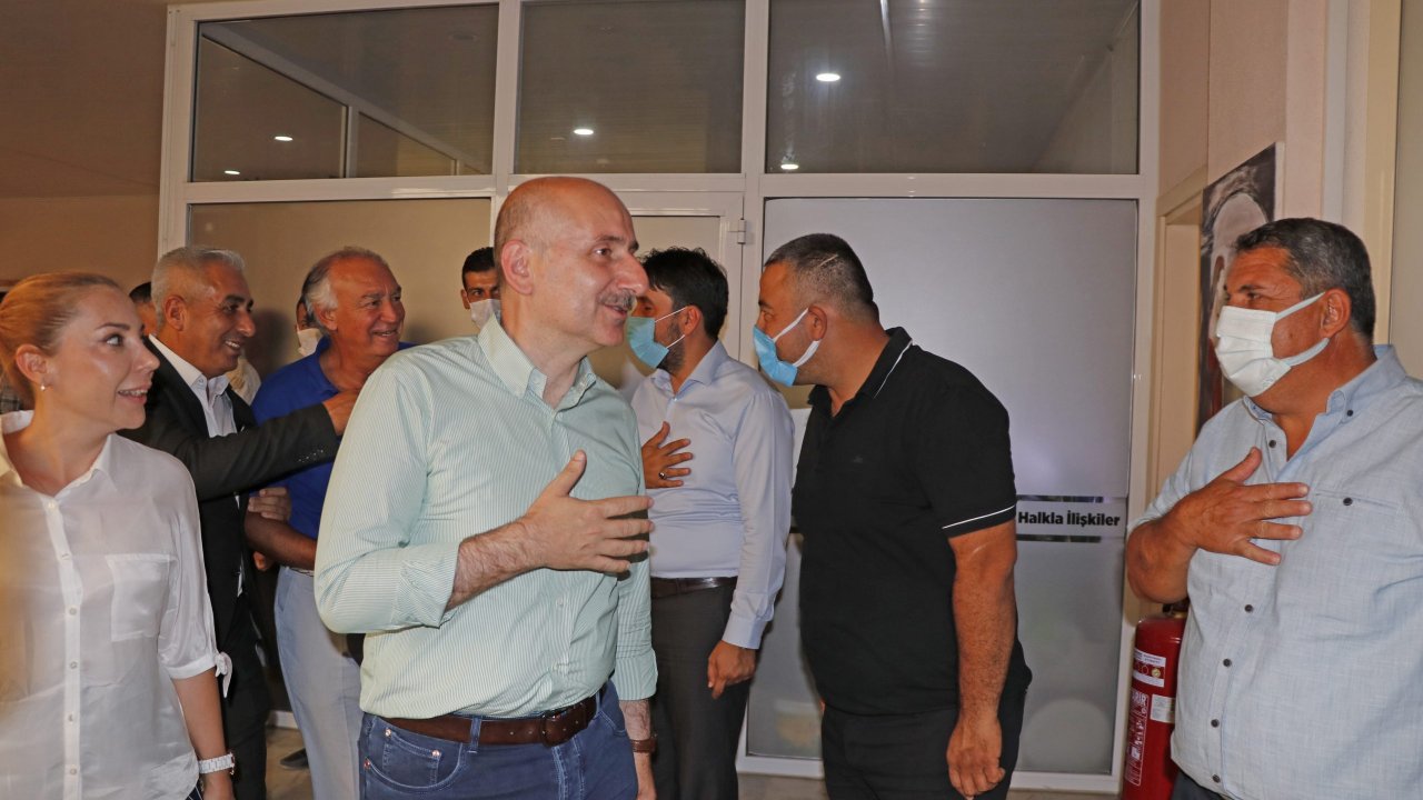 Ulaştırma ve Altyapı Bakanı Karaismailoğlu, Muğla'da ziyaretlerde bulundu